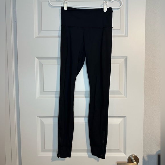 Athleta x Allyson Felix leggings - Picture 4 of 9